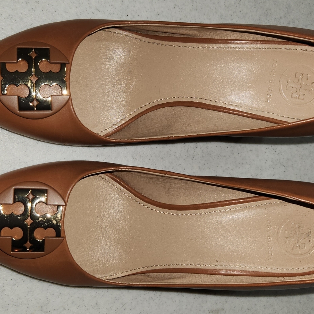 Tory Burch wedges size 8